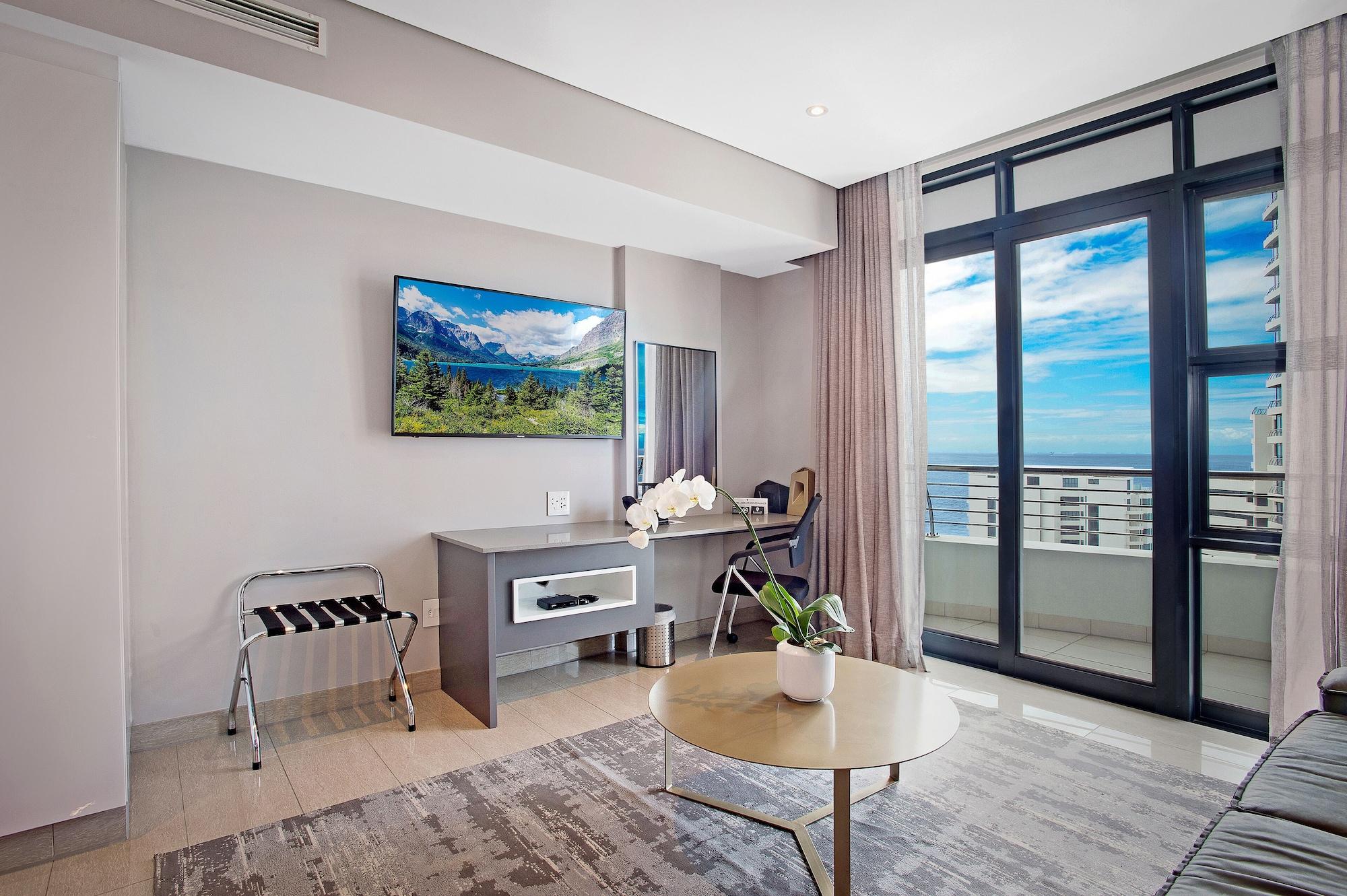 The Capital Pearls Hotel Durban Exterior foto A living room at the Hilton San Diego Bayfront